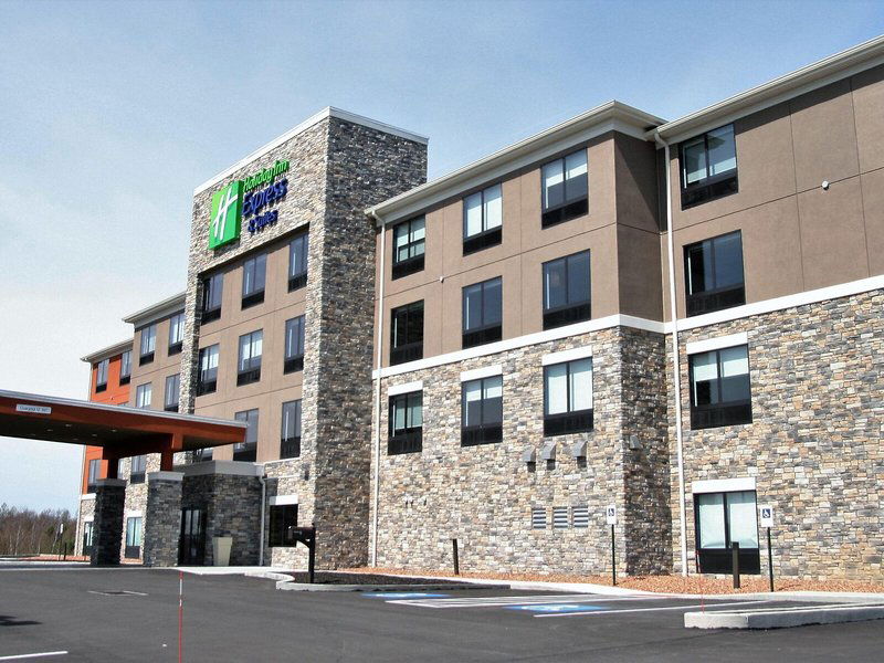 Hotel Holiday Inn Express & Suites Clarion
