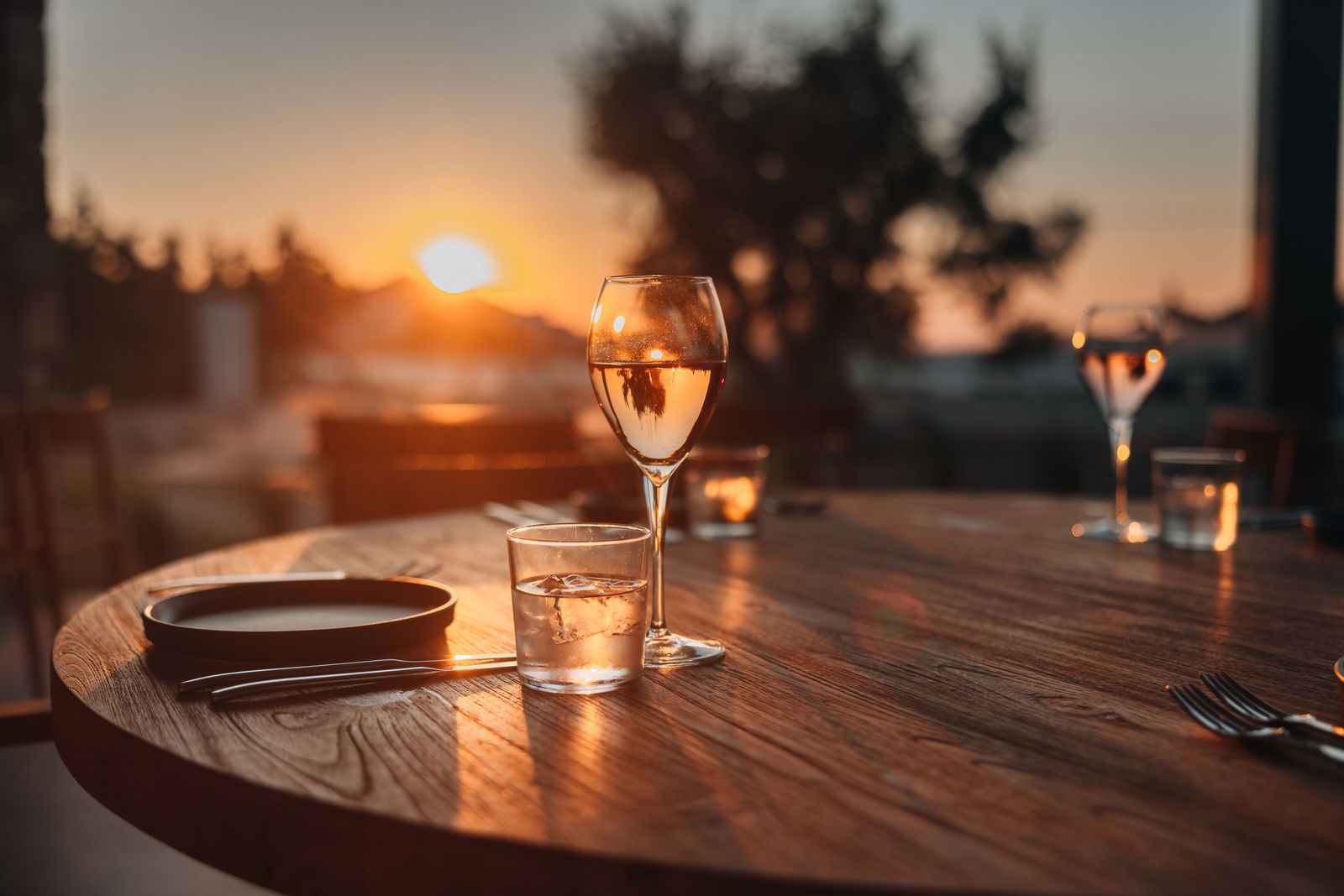 Hotel The Bay Hotel & Suites