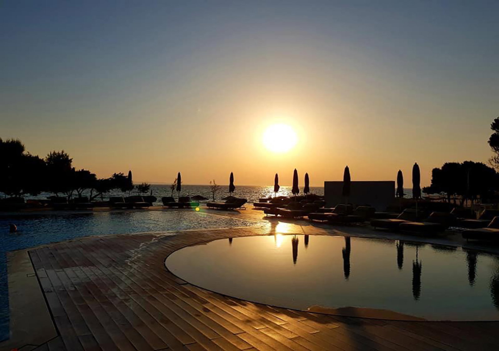 The Bay Hotel & Suites