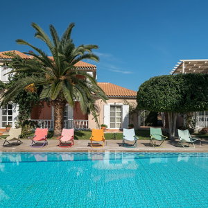 Hotel Aeolos Boutique Hotel & Suites cazare Kalamakion