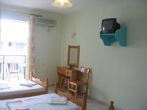 Hotel Vossos Hotel Apartments cazare Zante Town