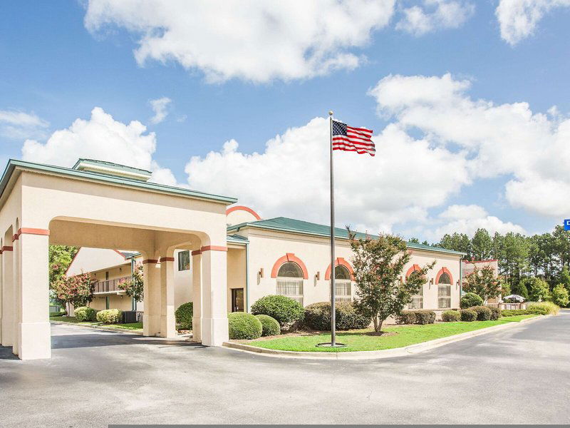 Hotel Days Inn & Suites By Wyndham Columbia Airport