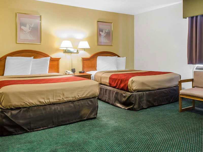 Hotel Hometowne Studios By Red Roof Denver, Pa