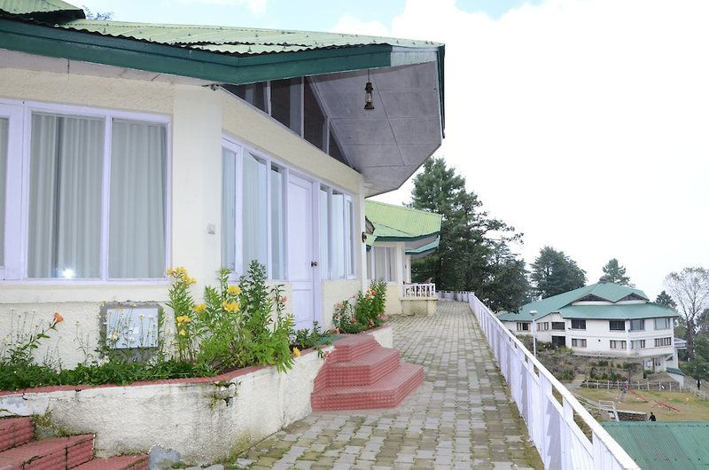 Hotel Kufri Holiday Resort