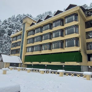 Hotel Snow Valley Resorts cazare Dalhousie