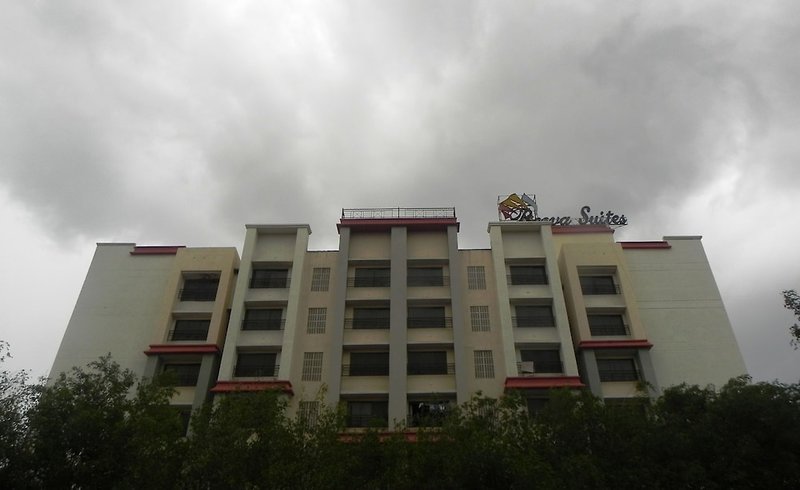 Hotel Collection O Reeva Regency