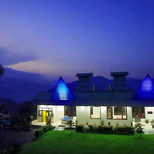 Hotel Flaghose Resort cazare Shimla