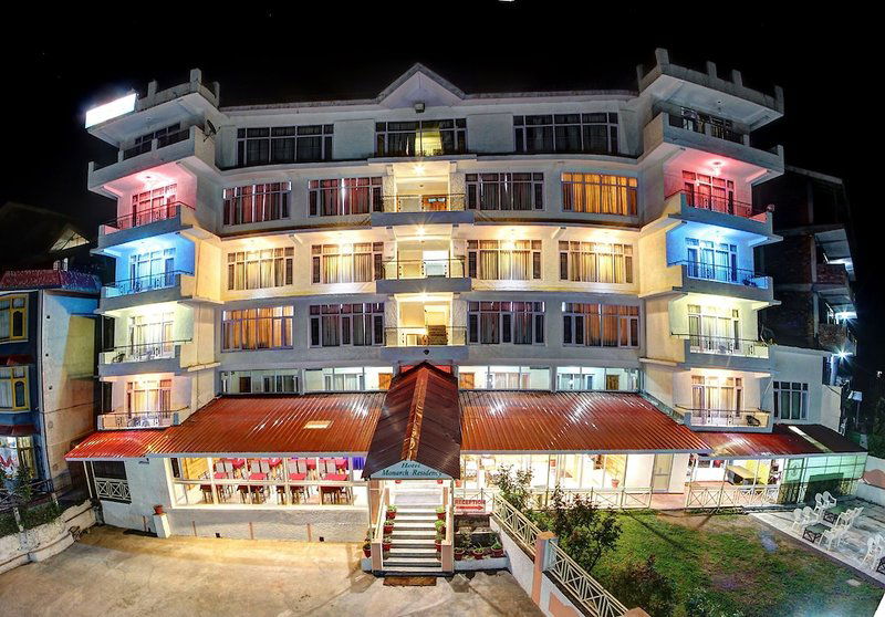 Hotel Monarch Residency