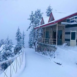 Hotel Kvr Clarks Inn Kufri cazare Shimla