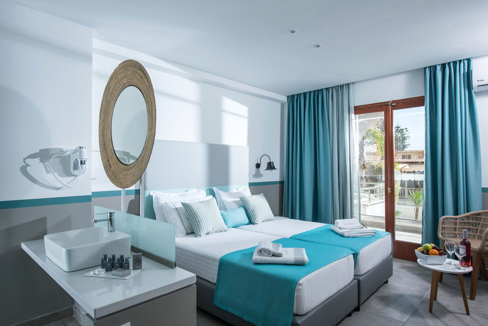 Solimar Turquoise Hotel