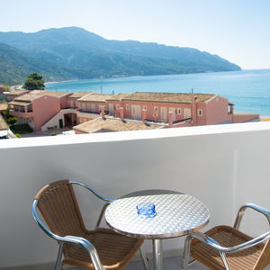 Hotel Belle Helene Hotel cazare Agios Georgis