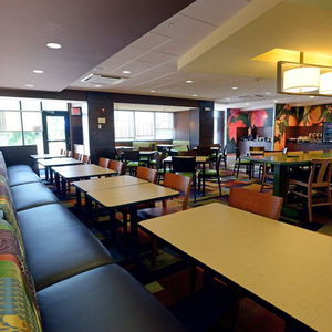 Hotel Fairfield Inn & Suites Bowling Green cazare Bowling Green