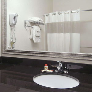 Hotel Super 8 By Wyndham Bowling Green North cazare Bowling Green