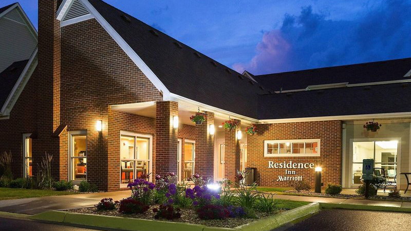 Mainstay Suites Appleton Airport - Fox River Mall Area