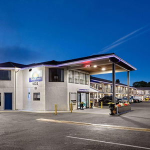 Hotel Days Inn By Wyndham Lakewood South Tacoma cazare Lakewood