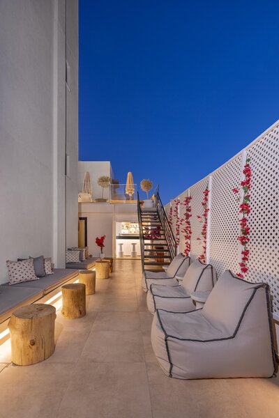Cabana White Boutique Hotel & Suites