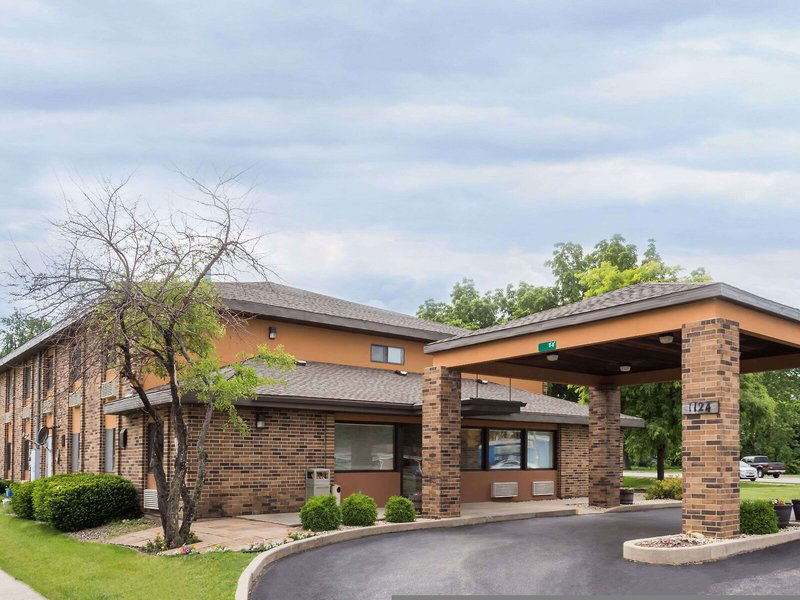 Hotel Days Inn By Wyndham Stoughton Wi.