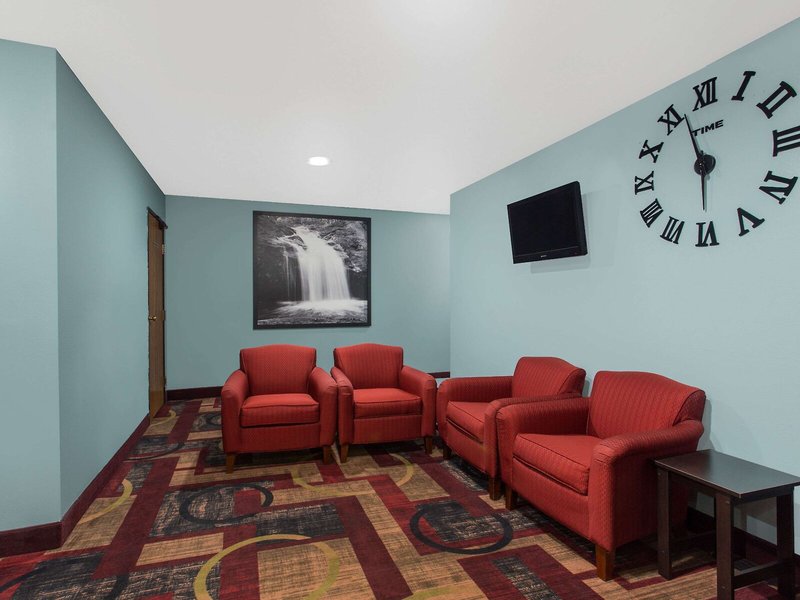 Hotel Super 8 By Wyndham Eau Claire I-94