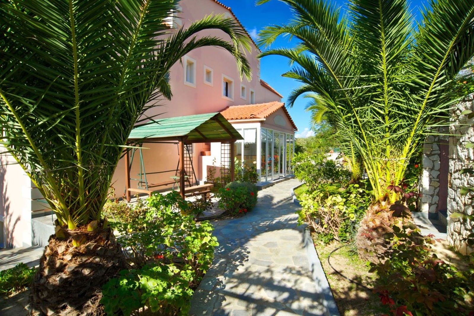 Hotel Nostos Studios