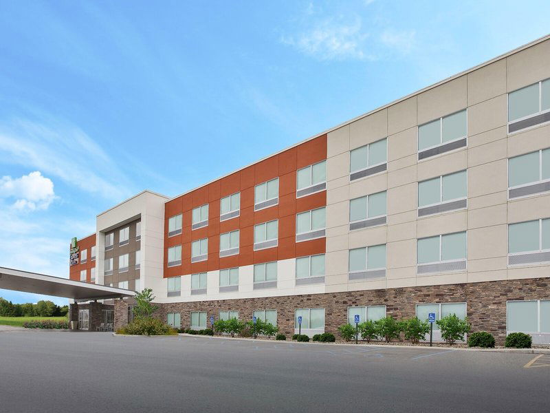 Hotel Holiday Inn Express & Suites Parkersburg East
