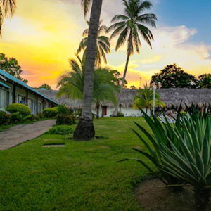 Hotel Atami Escape Resort cazare La Libertad