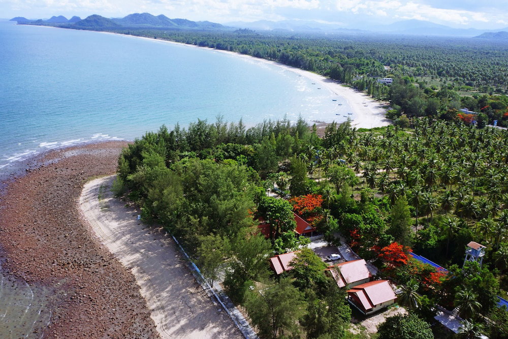 Hotel Rocky Point Resort