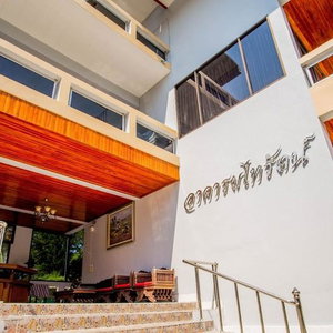 Hotel The Uncle Beach Resort cazare Bang Saphan