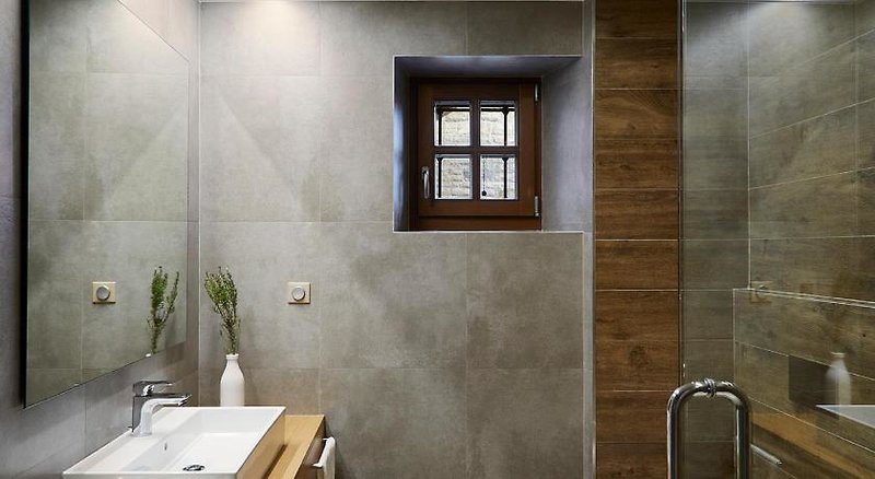 Mount Grace Suites & Spa