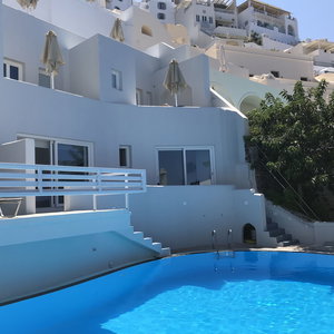 Hotel Panorama Studios & Suites cazare Fira