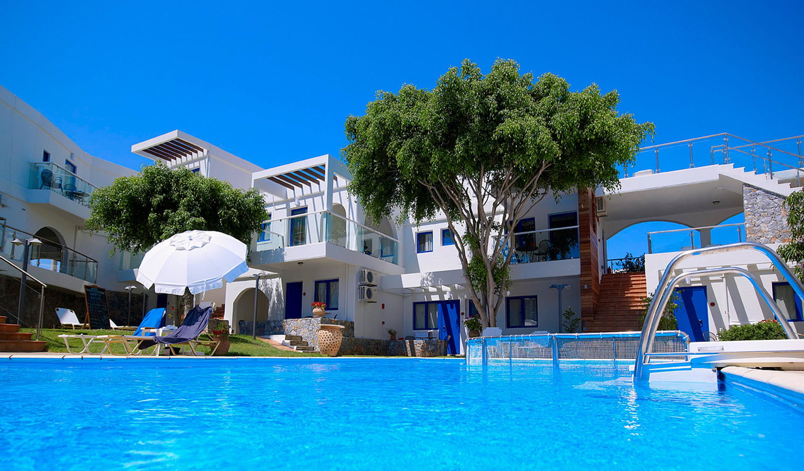 Minos Village