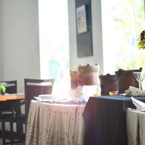 Hotel Sun Hotel Sidoarjo cazare Sidoarjo