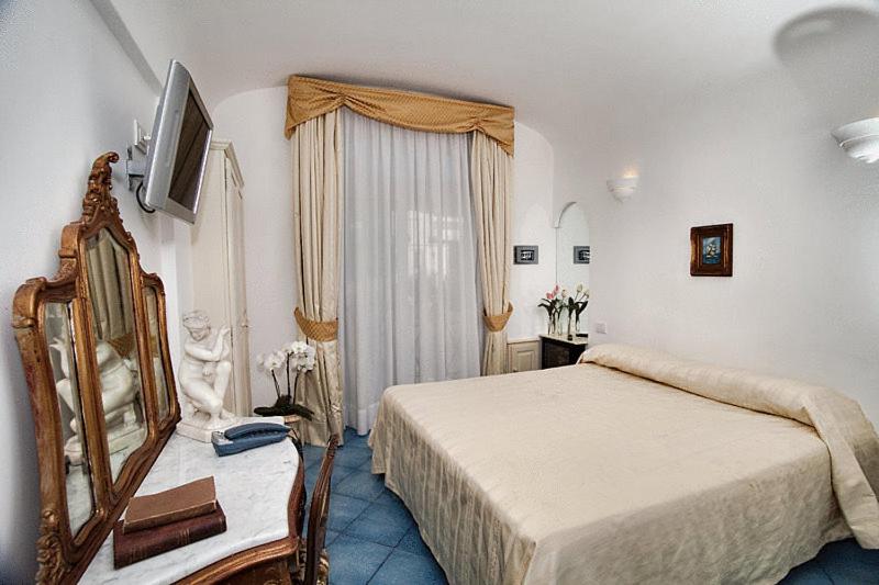 Hotel Bussola Di Hermes