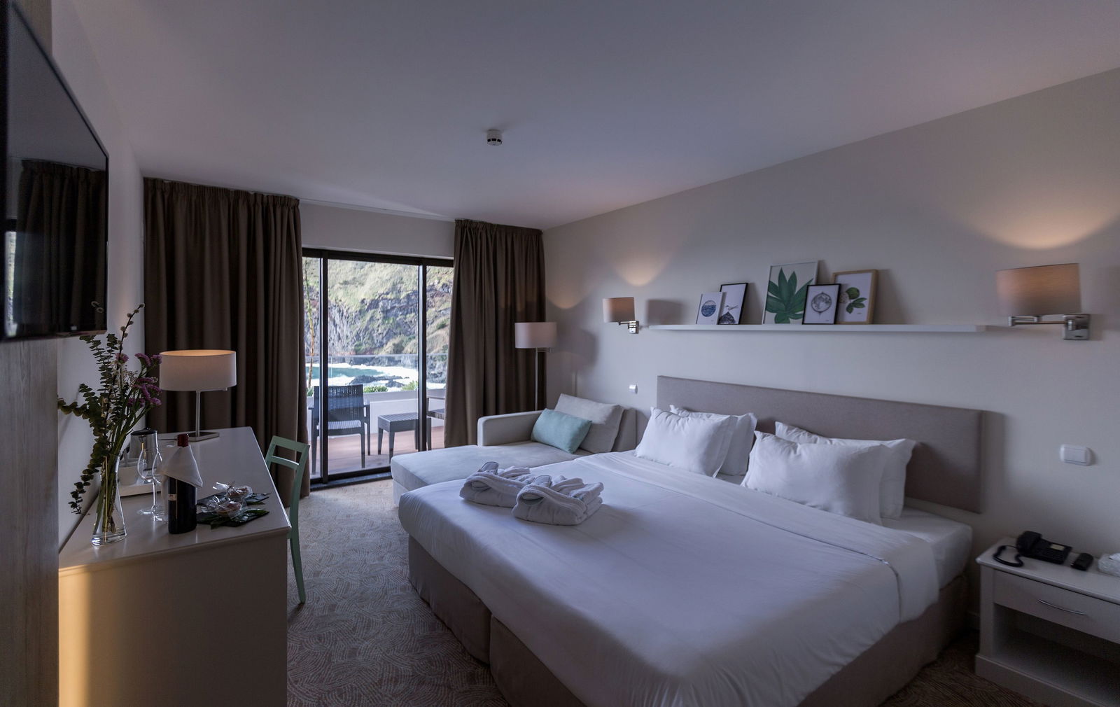 Hotel Caloura Hotel Resort