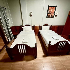 Hotel Domon Riverside Hotel cazare Vangviang