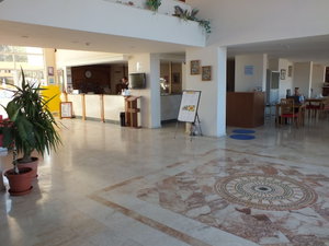 Hotel Tuntas Apartments cazare Kusadasi
