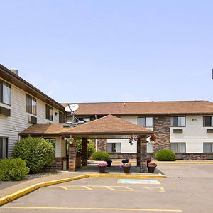 Hotel Days Inn & Suites By Wyndham Davenport East cazare Davenport