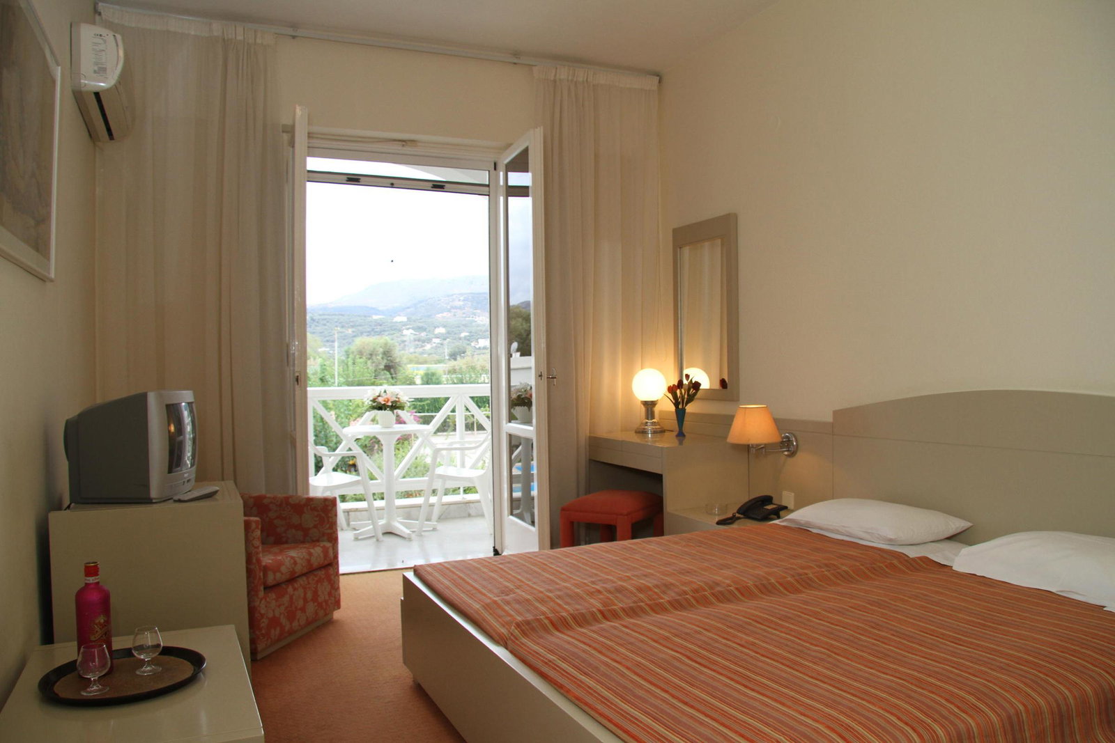 dal travel Mantenia