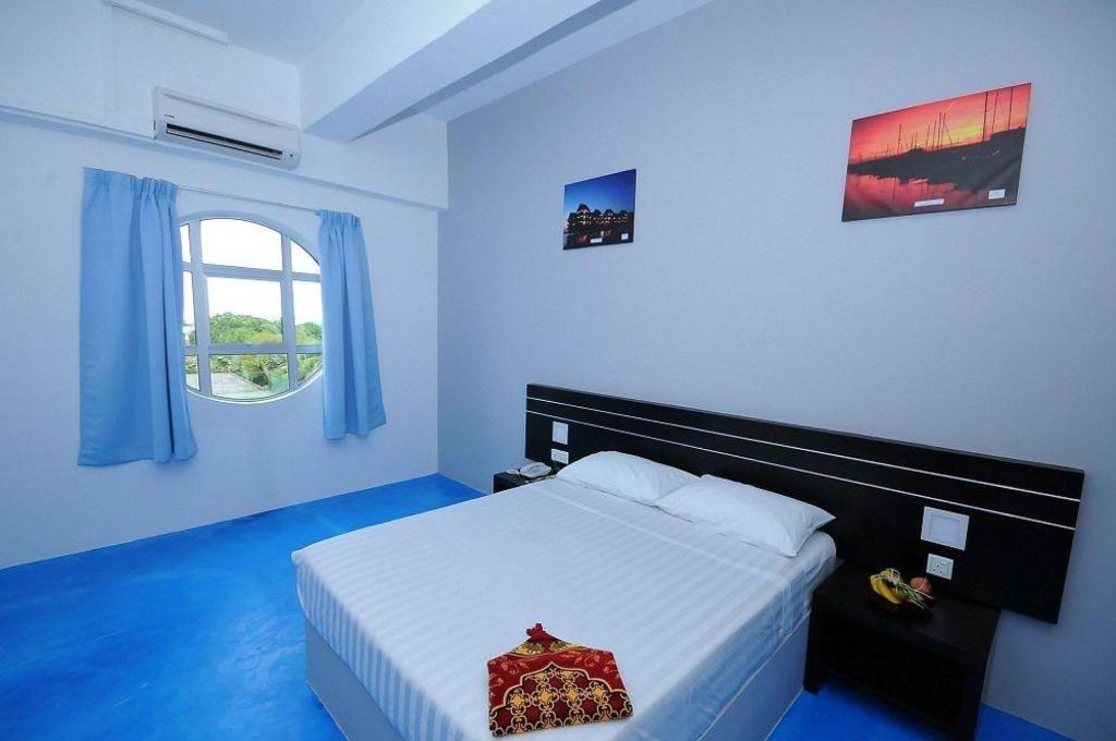 Hotel Kuala Melaka Inn (13Km From Langkawi)