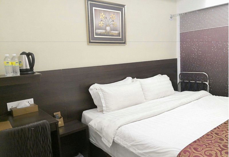 Hotel J Suites Hotel