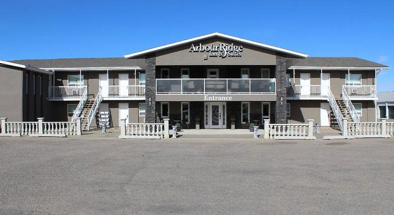 Hotel Arbour Ridge Inn & Suites