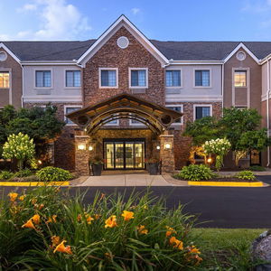Hotel Staybridge Suites Mpls Maple Grove/Arbor Lakes cazare Maple Grove