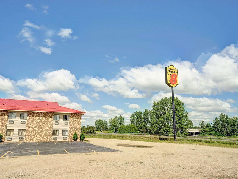 Hotel Super 8 By Wyndham Melrose