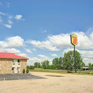 Hotel Super 8 By Wyndham Melrose cazare Redmond