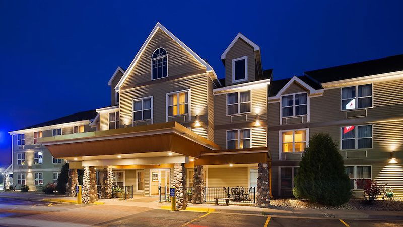 Hotel Duluth Inn & Suites Near Spirit Mountain