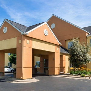 Hotel Quality Inn cazare Conneaut