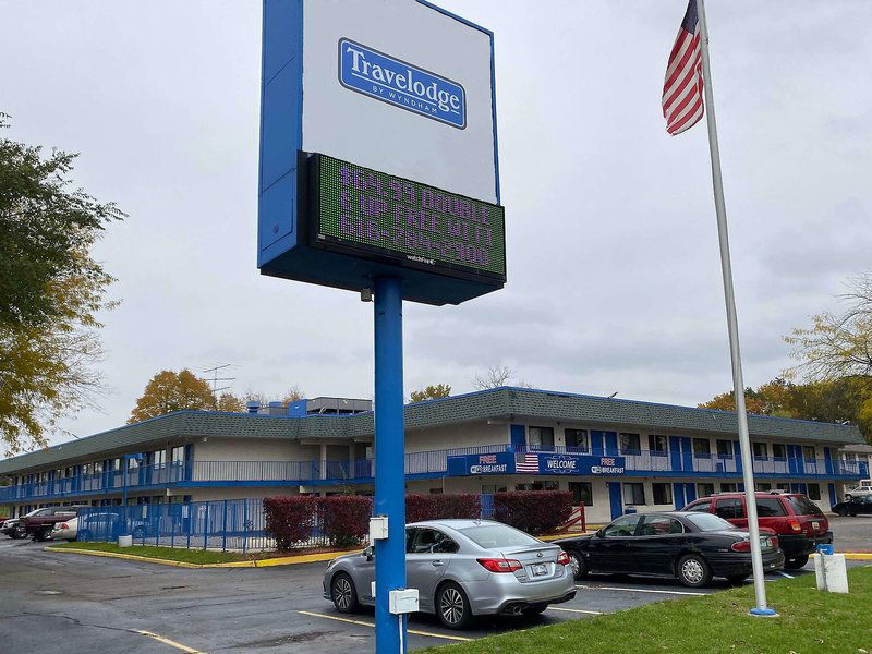 Hotel Travelodge By Wyndham Grand Rapids North