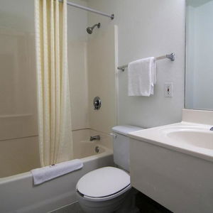 Hotel Motel 6 Minneapolis South - Lakeville cazare Conneaut