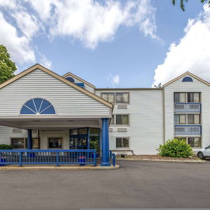 Hotel Travelodge By Wyndham Brooklyn Center cazare Brooklyn Center