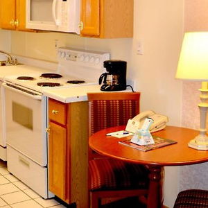 Hotel Centerstone Plaza Hotel Soldiers Field cazare Rochester