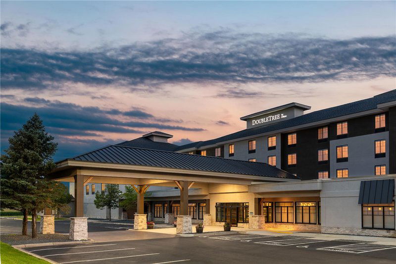 Hotel Doubletree By Hilton Owatonna